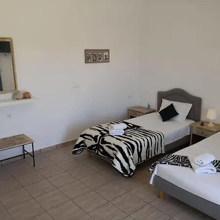 Casa Elea Nausa