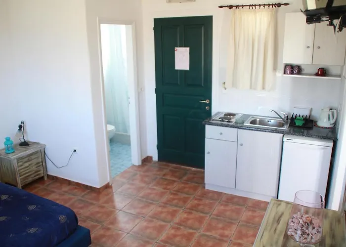 Casa Elea Apartman Náusza